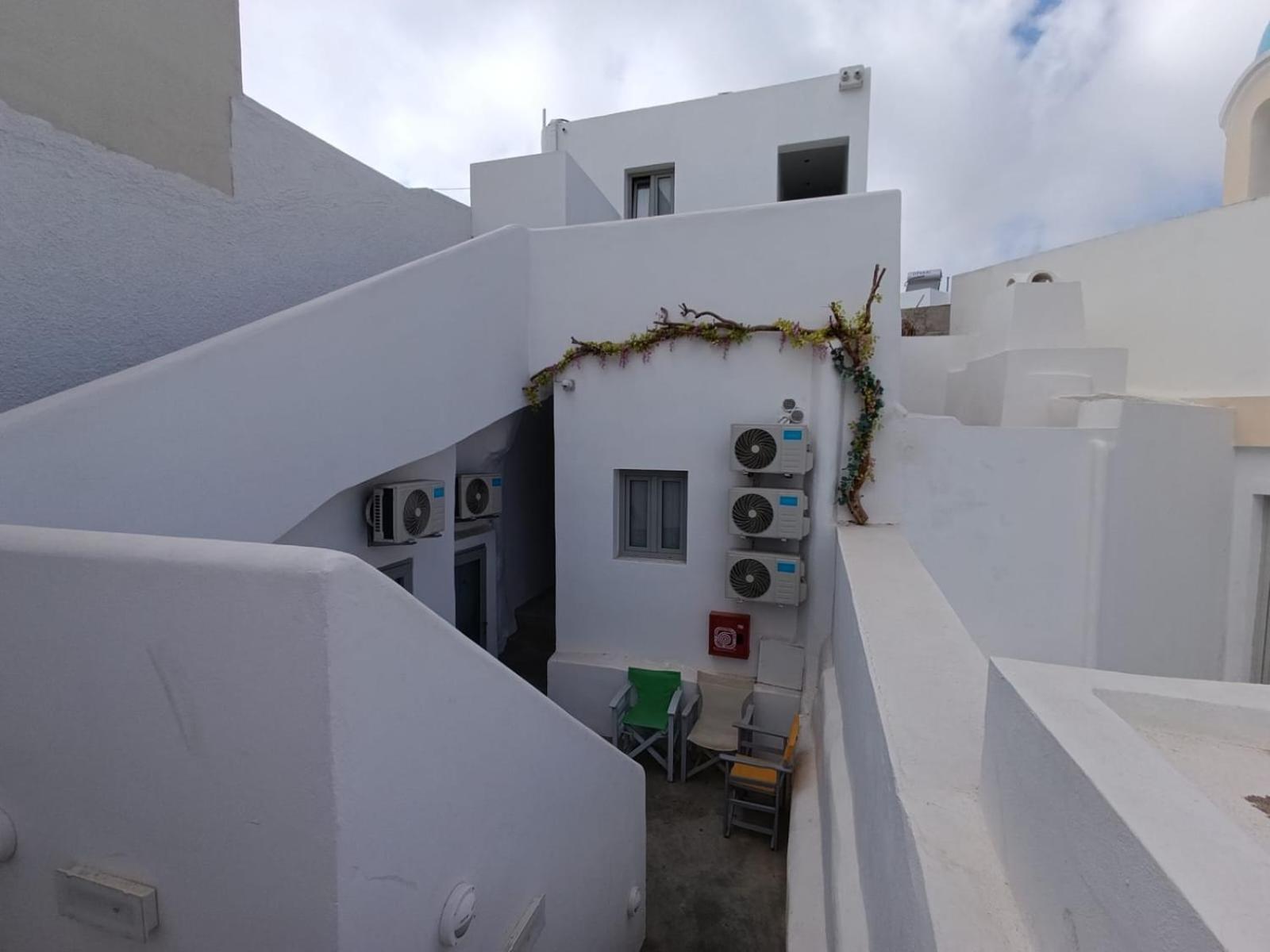 Fira Comfort Rooms Extérieur photo